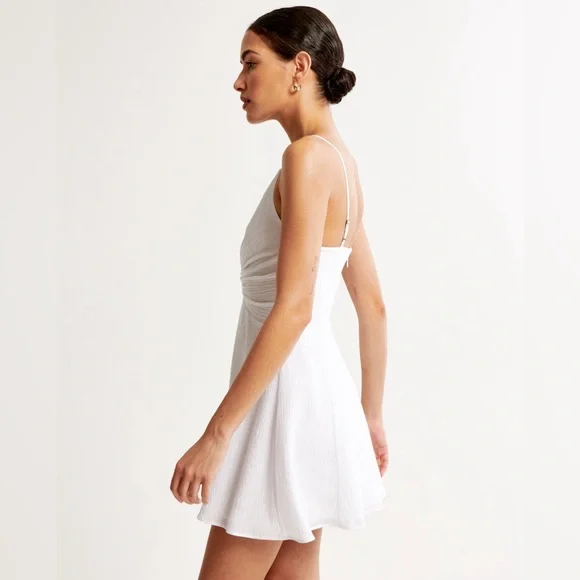 NWT Abercrombie Crinkle Textured Twist-Front Mini Dress - Picture 2 of 8